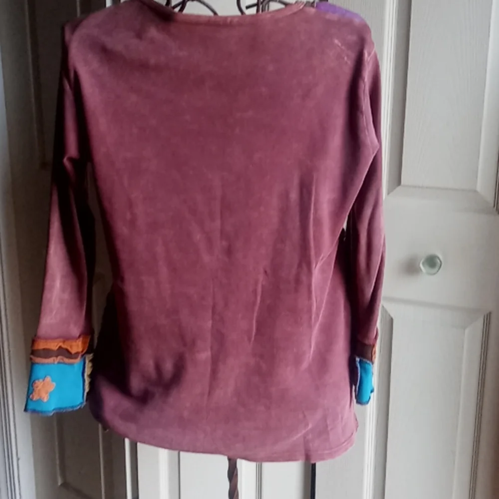 Top - Picture 4 of 6